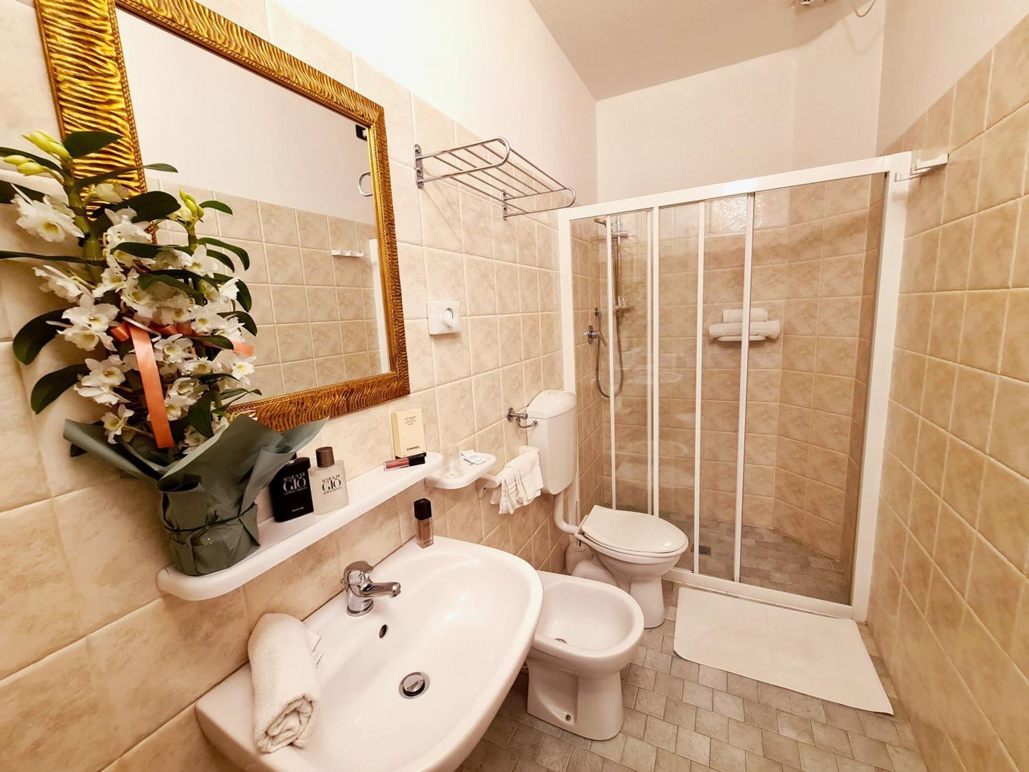 Hotel Laura Чезенатіко Номер фото